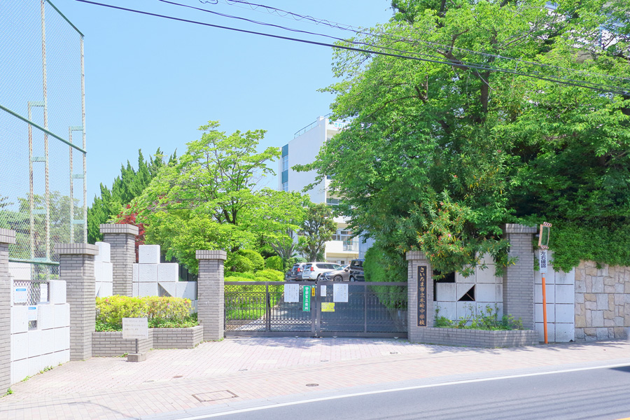 木崎中学校(現地まで徒歩8分)