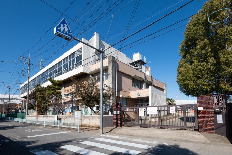 芝西小学校