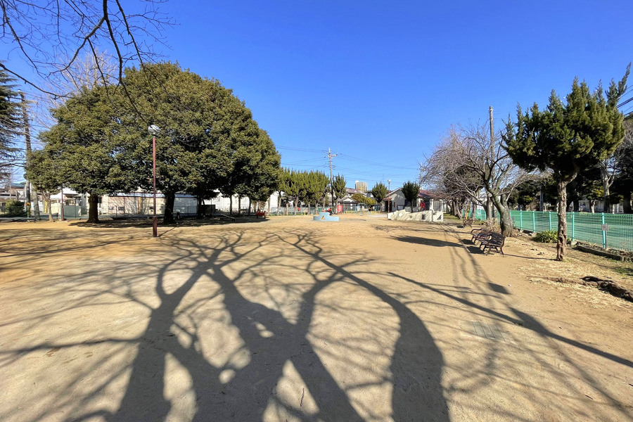 三角公園(本大久保1丁目児童遊園)