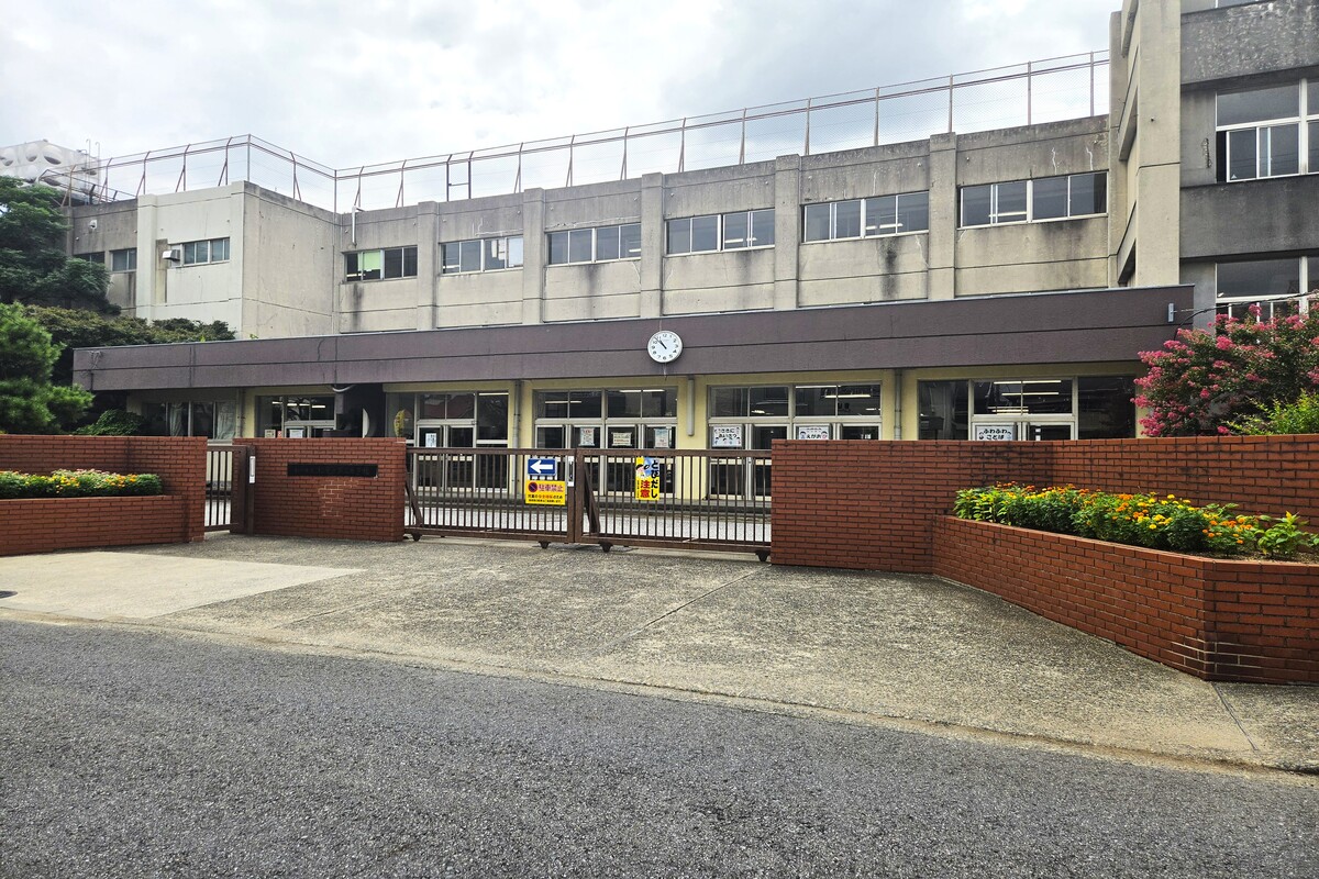 松飛台第二小学校 松飛台第二小学校